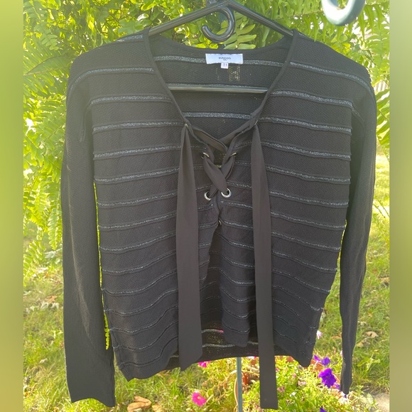 SUNCOO Paris Cropped Blouse Black and Silver Striped Eyelet Top Sz T1 = Sz Small - Picture 4 of 11